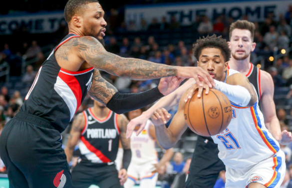 NBA-开拓者121-123不敌雷霆 亚历山大35分压哨绝杀 利拉德里程悲28分 NBA-开拓者121-123不敌雷霆 亚历山大35分压哨绝杀 利拉德里程悲28分