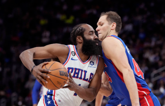 哈登20+11+11马克西23分 恩比德继续缺阵76人123-111轻取活塞 哈登20+11+11马克西23分 恩比德继续缺阵76人123-111轻取活塞