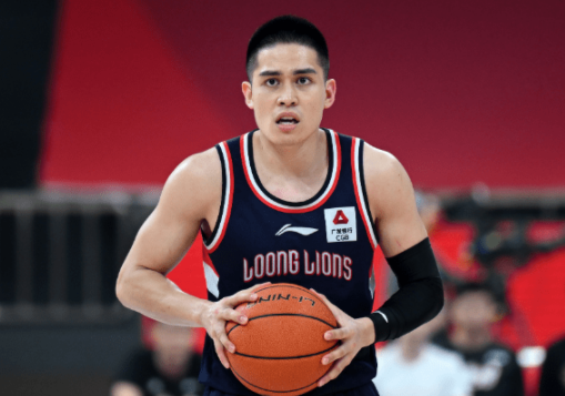 祝铭震21+7陈盈骏19次助攻 广州6人上双116-86大胜山西 祝铭震21+7陈盈骏19次助攻 广州6人上双116-86大胜山西