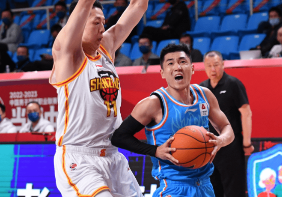 CBA-山东加时103-99胜上海取4连胜 高诗岩14分7抢断血布绝平三分 CBA-山东加时103-99胜上海取4连胜 高诗岩14分7抢断血布绝平三分