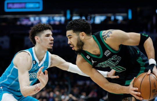 NBA-绿军130-118胜黄蜂豪取七连胜 塔图姆狂轰51分三球25+6 NBA-绿军130-118胜黄蜂豪取七连胜 塔图姆狂轰51分三球25+6