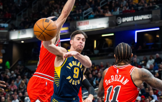 塔图姆31+14+7阿德巴约两双 热火98-95逆转胜凯尔特人 塔图姆31+14+7阿德巴约两双 热火98-95逆转胜凯尔特人