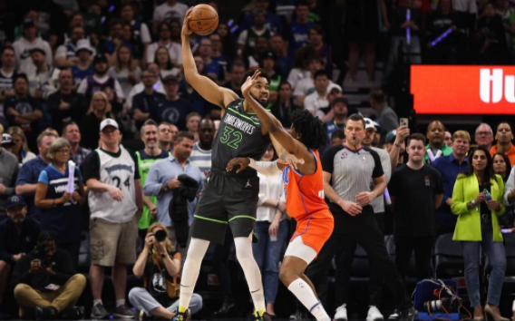 唐斯28+11 戈贝尔21+10 亚历山大22+7 森林狼120-95胜雷霆进季后赛 唐斯28+11 戈贝尔21+10 亚历山大22+7 森林狼120-95胜雷霆进季后赛