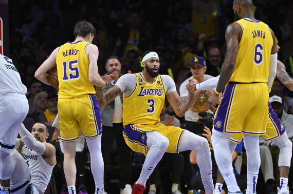 湖人125-85大胜灰熊晋级次轮 拉塞尔31分 詹姆斯22+6 浓眉16+14 湖人125-85大胜灰熊晋级次轮 拉塞尔31分 詹姆斯22+6 浓眉16+14