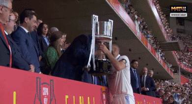 1683416897625999.gif 5.gif