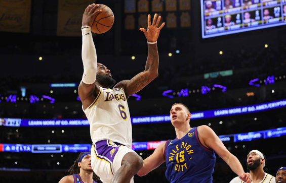 浓眉空砍28+18詹姆斯23+12 穆雷37分掘金119-108胜湖人手握赛点 浓眉空砍28+18詹姆斯23+12 穆雷37分掘金119-108胜湖人手握赛点