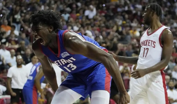 夏联-小史密斯38+7+6 伊森26+9 惠特摩尔21分 火箭113-101力拔活塞 夏联-小史密斯38+7+6 伊森26+9 惠特摩尔21分 火箭113-101力拔活塞