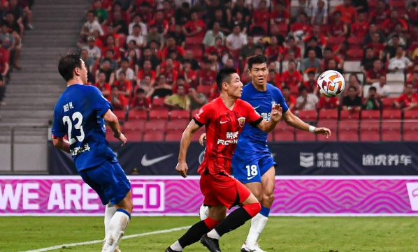 中超-武磊破荒任航蒋光太染红 海港3-1三镇6分领跑 中超-武磊破荒任航蒋光太染红 海港3-1三镇6分领跑