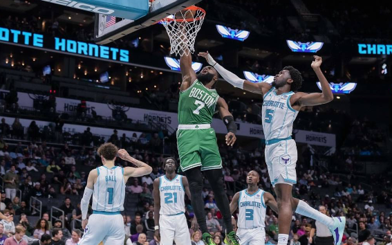 布朗20分三球16+5 波神两双绿军客场127-99大胜黄蜂 布朗20分三球16+5 波神两双绿军客场127-99大胜黄蜂