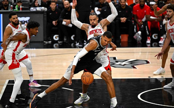 文班21+12&末节绝平抛投 申京25+14+7+6失误 马刺加时126-122胜火箭 文班21+12&末节绝平抛投 申京25+14+7+6失误 马刺加时126-122胜火箭