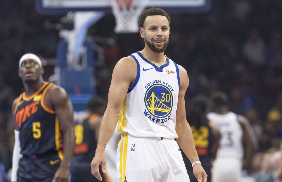 库里上篮绝杀30分霍姆格伦24分 勇士141-139击退雷霆夺5连胜 库里上篮绝杀30分霍姆格伦24分 勇士141-139击退雷霆夺5连胜