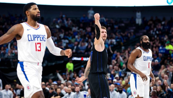 东契奇44+6+6 哈登仅出手6次 乔治12中3 独行侠144-126送快船4连败 东契奇44+6+6 哈登仅出手6次 乔治12中3 独行侠144-126送快船4连败