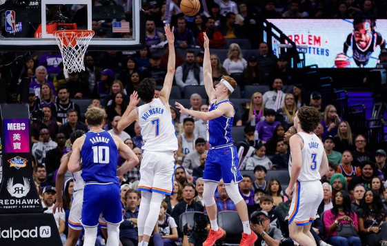 亚历山大33+7+6 萨博尼斯17+12+13 穆雷24+11 雷霆98-105不敌国王 亚历山大33+7+6 萨博尼斯17+12+13 穆雷24+11 雷霆98-105不敌国王