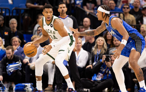 字母哥空砍35+10+7 班凯罗24+12+5 雄鹿97-112不敌魔术 字母哥空砍35+10+7 班凯罗24+12+5 雄鹿97-112不敌魔术