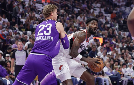 克拉克森30分艾顿22+10 马尔卡宁21分爵士115-99胜开拓者 克拉克森30分艾顿22+10 马尔卡宁21分爵士115-99胜开拓者