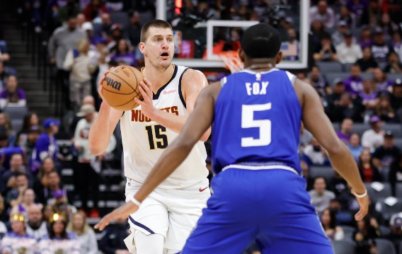 约老师36+13+14福克斯砍26+15 掘金117-123不敌国王4连胜终结 约老师36+13+14福克斯砍26+15 掘金117-123不敌国王4连胜终结