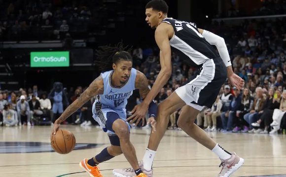 莫兰特26+5+10 贝恩24分 文班亚马20+7 灰熊106-98轻取马刺 莫兰特26+5+10 贝恩24分 文班亚马20+7 灰熊106-98轻取马刺