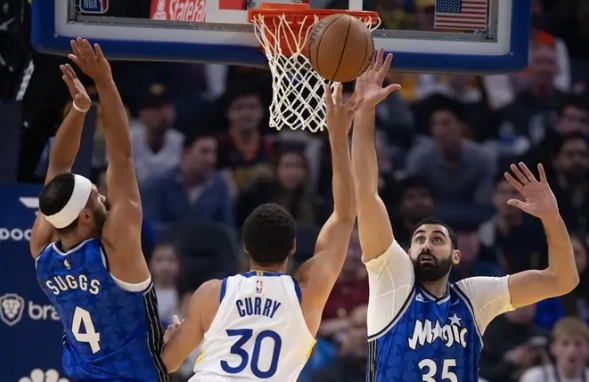 勇士121-115力克魔术止3连败库里36+6+4断 库明加19+6 班凯罗27+12 勇士121-115力克魔术止3连败库里36+6+4断 库明加19+6 班凯罗27+12