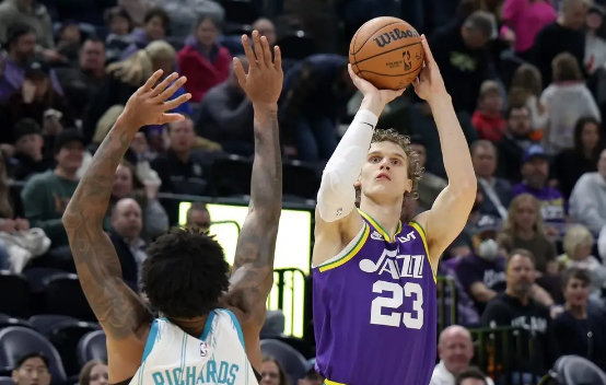 布里奇斯26+14马尔卡宁21分 黄蜂全民皆兵115-107胜爵士 布里奇斯26+14马尔卡宁21分 黄蜂全民皆兵115-107胜爵士