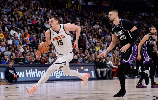 约基奇轻取三双穆雷32分 掘金117-96大胜国王拿下4连胜 约基奇轻取三双穆雷32分 掘金117-96大胜国王拿下4连胜