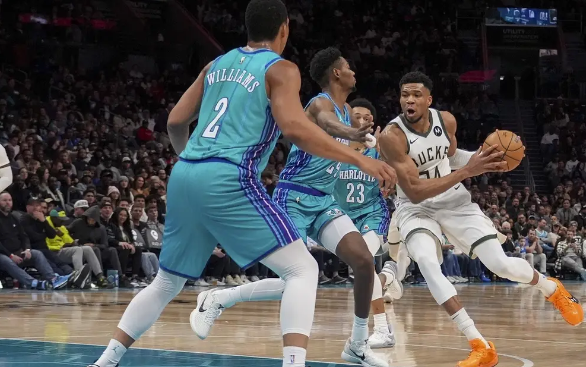 字母哥24+10+5 利拉德17+6 米勒21+7 雄鹿111-99赛季横扫黄蜂 字母哥24+10+5 利拉德17+6 米勒21+7 雄鹿111-99赛季横扫黄蜂