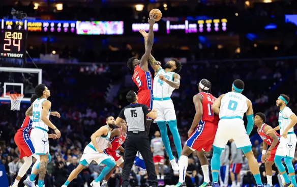 哈里斯31+12 马克西33+6+5 布里奇斯27+11 76人121-114送黄蜂3连败 哈里斯31+12 马克西33+6+5 布里奇斯27+11 76人121-114送黄蜂3连败