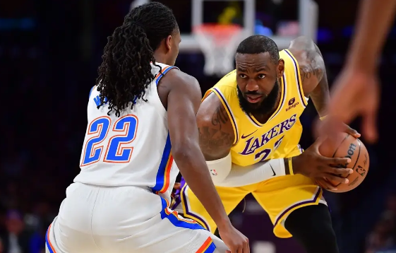 詹姆斯19+11+8浓眉26分 亚历山大20分雷霆104-116负湖人 詹姆斯19+11+8浓眉26分 亚历山大20分雷霆104-116负湖人