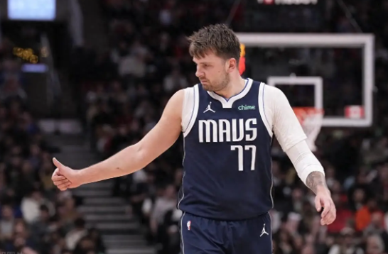 独行侠120-137不敌步行者遭遇3连败 东契奇39分10篮板11助攻 独行侠120-137不敌步行者遭遇3连败 东契奇39分10篮板11助攻