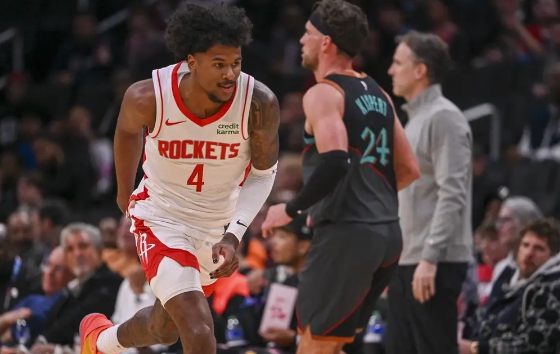 杰伦-格林42+10平纪录阿门25分 火箭137-114轻取奇才夺6连胜 杰伦-格林42+10平纪录阿门25分 火箭137-114轻取奇才夺6连胜