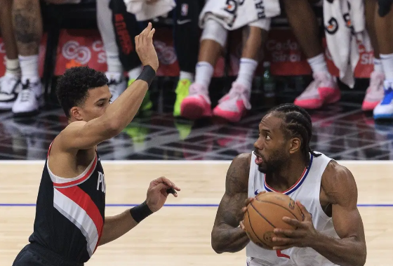 乔治27+6伦纳德24分 哈登19+14快船116-103大胜开拓者 乔治27+6伦纳德24分 哈登19+14快船116-103大胜开拓者