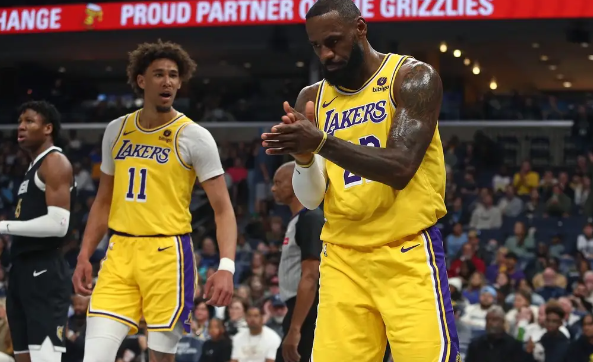 詹姆斯23+14+12 八村塁32+10 湖人7人上双136-124擒灰熊迎5连胜 詹姆斯23+14+12 八村塁32+10 湖人7人上双136-124擒灰熊迎5连胜