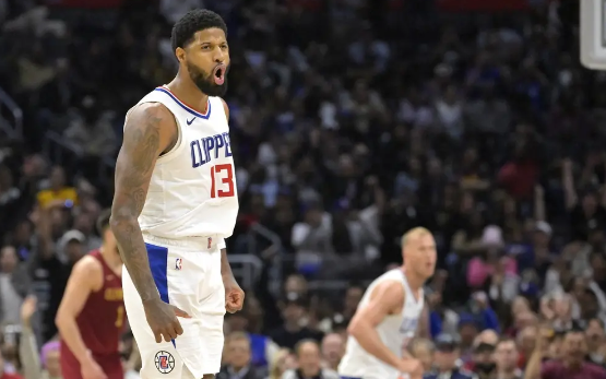 乔治39+11加兰28+8 哈登22分快船120-118逆转战胜骑士 乔治39+11加兰28+8 哈登22分快船120-118逆转战胜骑士