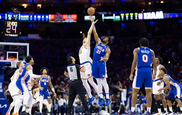 恩比德爆砍新高50分 布伦森39+13 76人125-114扳回一城1-2尼克斯! 恩比德爆砍新高50分 布伦森39+13 76人125-114扳回一城1-2尼克斯!