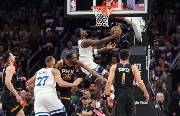 森林狼126-109再胜太阳夺赛点 爱德华兹36+9+5 三巨头76分 森林狼126-109再胜太阳夺赛点 爱德华兹36+9+5 三巨头76分