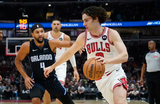 吉迪20+11 班凯罗空砍31分 怀特21分 公牛险胜魔术