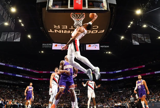 杜兰特21+9 布克28+9+9 格兰特20+7 太阳险胜开拓者 杜兰特21+9 布克28+9+9 格兰特20+7 太阳险胜开拓者