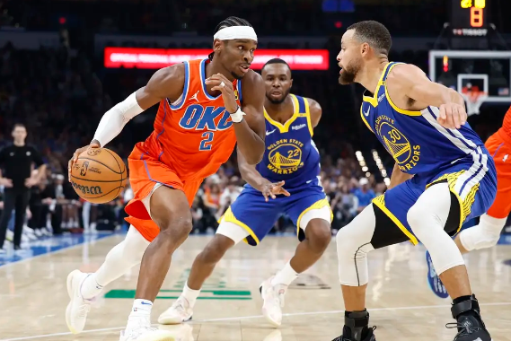 库里36+5+7&两记关键三分 切特伤退 勇士拒绝雷霆30分逆转