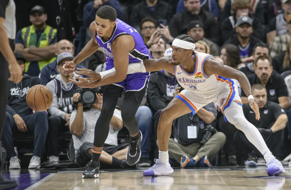 亚历山大37+11 杰威28+5 德罗赞30+6 雷霆送国王4连败 亚历山大37+11 杰威28+5 德罗赞30+6 雷霆送国王4连败