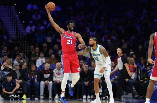 恩比德复出34+9 马克西23+6 米西奇20分 76人送黄蜂4连败 恩比德复出34+9 马克西23+6 米西奇20分 76人送黄蜂4连败