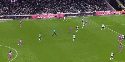 1735493481607093.gif 5.gif