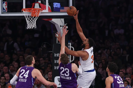 唐斯31+21 布伦森缺阵 哈特三双 尼克斯击败爵士豪取9连胜 唐斯31+21 布伦森缺阵 哈特三双 尼克斯击败爵士豪取9连胜