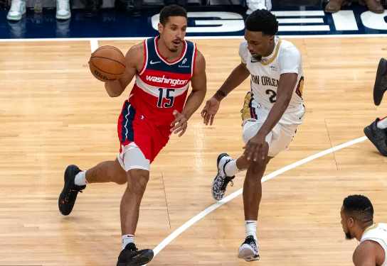 CJ25分 D-穆雷三双 墨菲22+9&伤退 库兹马28+5 鹈鹕轻取奇才 CJ25分 D-穆雷三双 墨菲22+9&伤退 库兹马28+5 鹈鹕轻取奇才