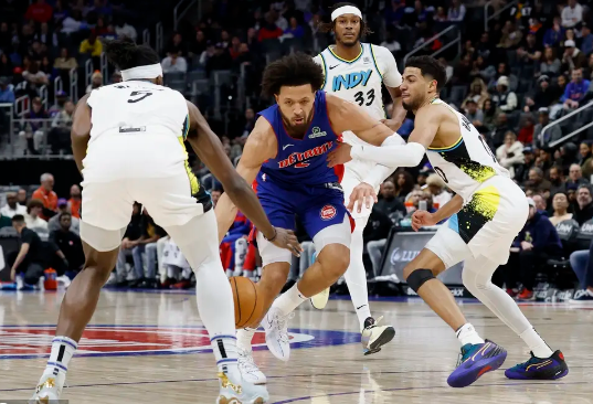 西亚卡姆26+7 特纳8记三分 康宁汉姆20+9 步行者力克活塞