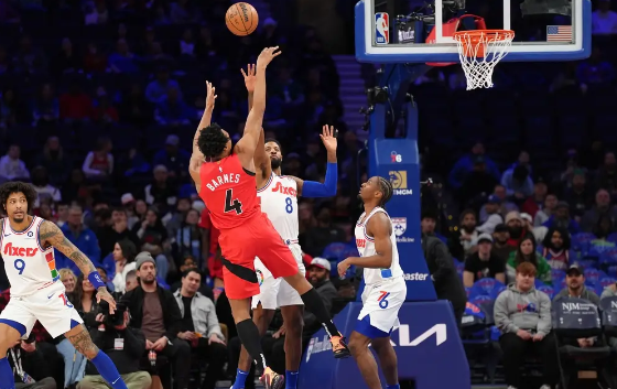 巴恩斯33+10恩比德两双 乔治马克西低迷猛龙106-103胜76人 巴恩斯33+10恩比德两双 乔治马克西低迷猛龙106-103胜76人