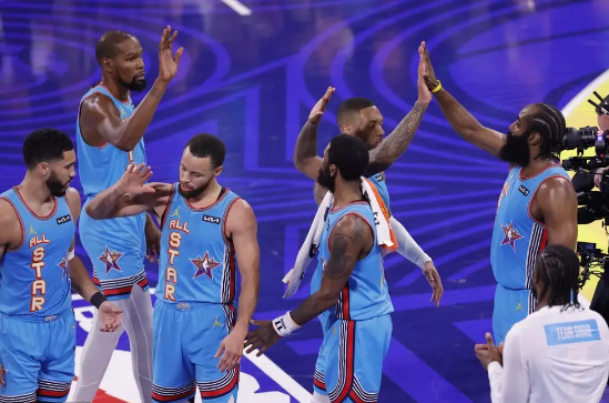 塔图姆15分&扣篮绝杀 库里12分&AMVP 老詹缺战 奥尼尔队夺冠