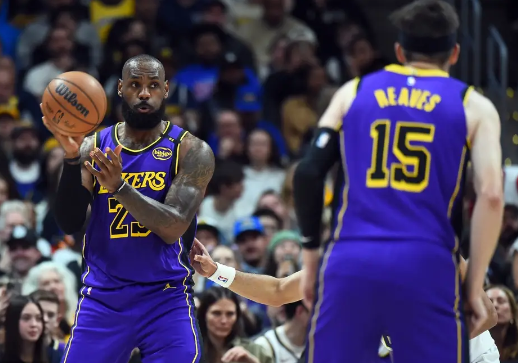 湖人大胜终结掘金9连胜!东契奇32+10+7 老詹25+9 约基奇7中2 湖人大胜终结掘金9连胜!东契奇32+10+7 老詹25+9 约基奇7中2