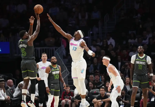 华子13+13+6 阿德巴约29+13 森林狼7人上双胜热火迎4连胜