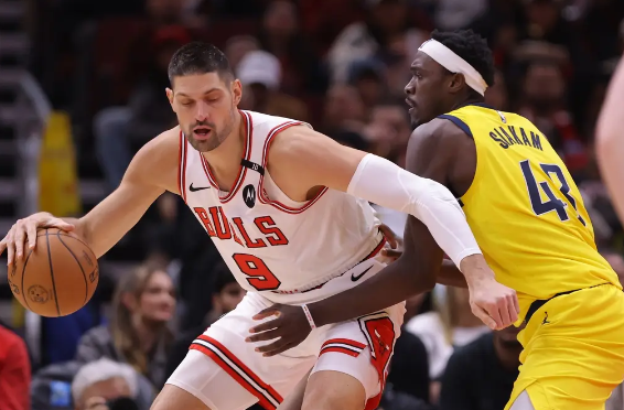 基迪29+10崴脚离场 怀特29+7 公牛轻取步行者迎3连胜 基迪29+10崴脚离场 怀特29+7 公牛轻取步行者迎3连胜