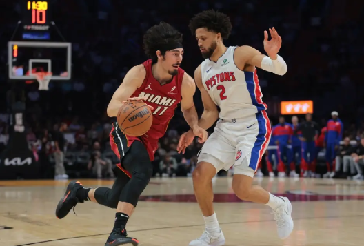 康宁汉姆25+12+11三分绝杀 阿德巴约30+9+8 活塞送热火9连败 康宁汉姆25+12+11三分绝杀 阿德巴约30+9+8 活塞送热火9连败