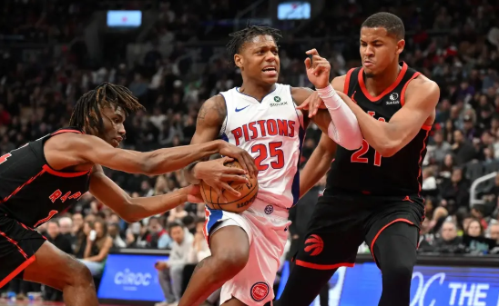 杜伦21+18 小哈达威23分 奎克利16中5 活塞对阵猛龙6连胜 杜伦21+18 小哈达威23分 奎克利16中5 活塞对阵猛龙6连胜